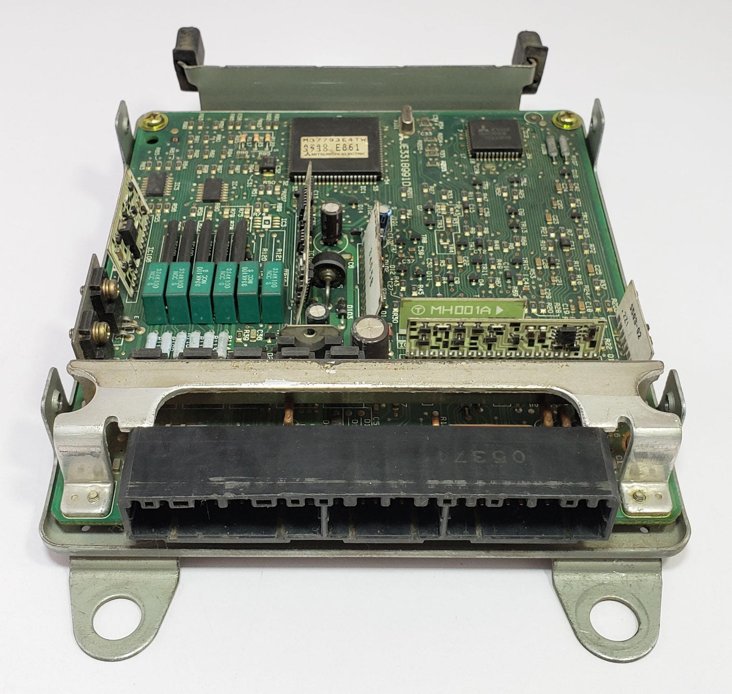 Mitsubishi Engine Control Unit MD159959 ECU ECM E2T35771 OEM
