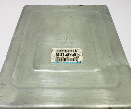 Mitsubishi Engine Control Unit MD159959 ECU ECM E2T35771 OEM