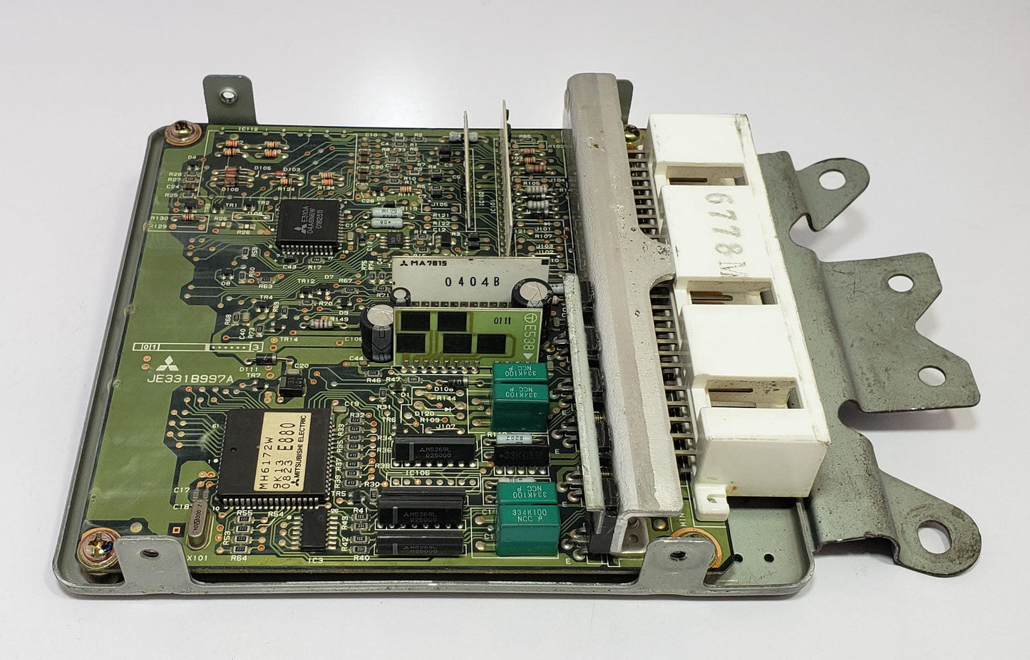 Mitsubishi Engine Control Unit MD168739 E2T35778 ECU ECM OEM Modules