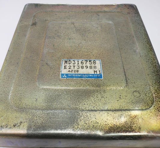 Engine control unit Mitsubishi Proton Wira Engine ECU ECM MD316758 E2T38988