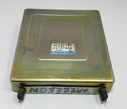 Engine Control Unit MITSUBISHI RVR E-N23WG MD337749 Ecu ecm