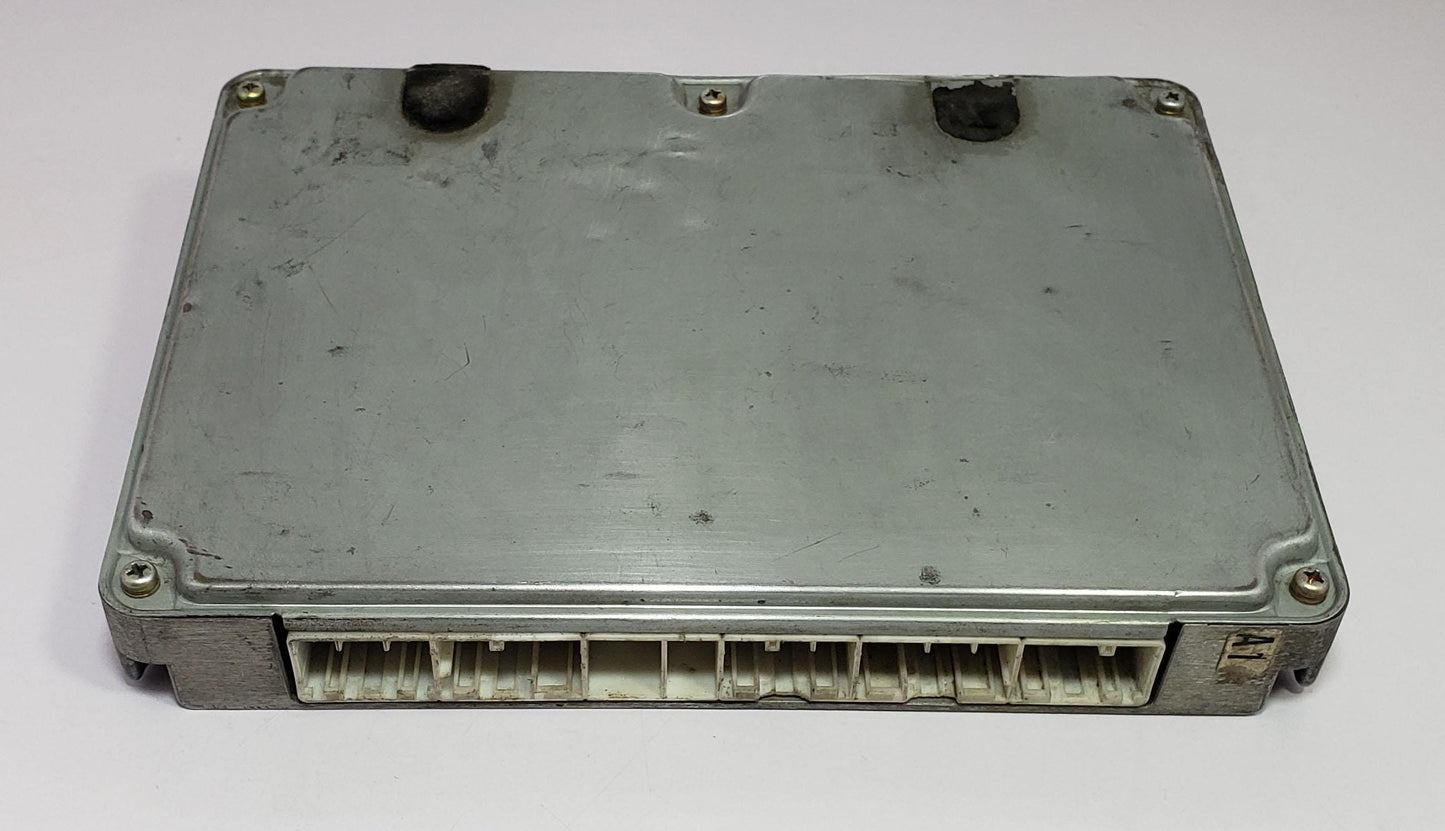 Engine Control Unit TOYOTA Brevis 2007 TA-JCG11 89661-51101 275000-3500 2JZ-FSE