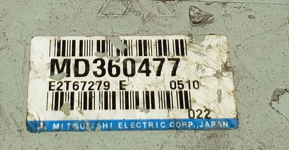 Engine control unit mitsubishi MD360477 ecu ecm