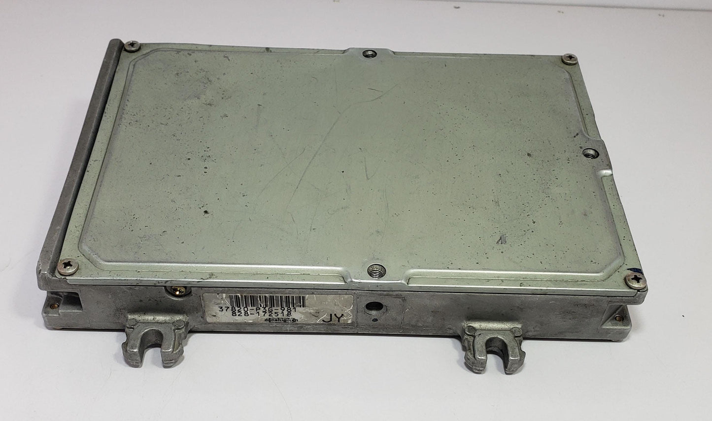 96-98 Honda Stepwagon 37820-P3G-981, 828-172518 ECU ECM PCM jdm used