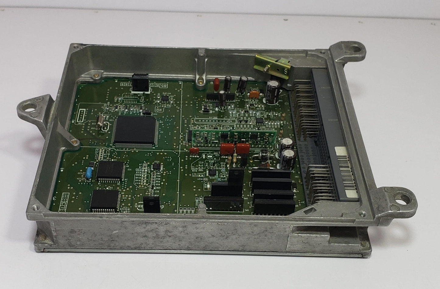 Honda Odyssey RA5 Ecu ecm 3.0L V6 Auto | JDM 37820-P8B-J51 853-110673 oem used