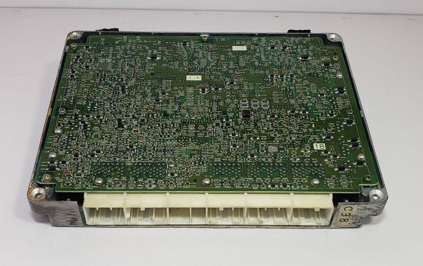Toyota Crown JZS171 Engine Control Unit ECU/ECM | 89661-3F240 | 1JZ-FSE | 4AT 2WD