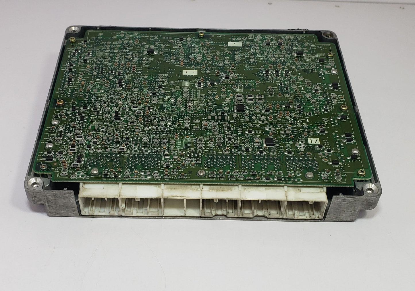 Toyota Crown JZS171 Engine Control Unit ECU/ECM | 89661-3F250