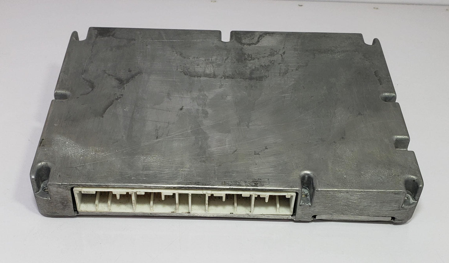 Engine Control Unit ECU TOYOTA Century 1998 E-GZG50 89661-40082 175200-1470 ECU