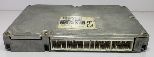 Engine Control Unit ECU TOYOTA Century 1998 E-GZG50 89661-40082 175200-1470 ECU