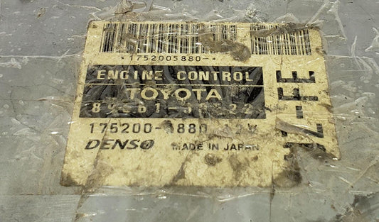 Lexus V8 1UZ computer box/ Denso 89661-50522 175200-5880ECU ECM