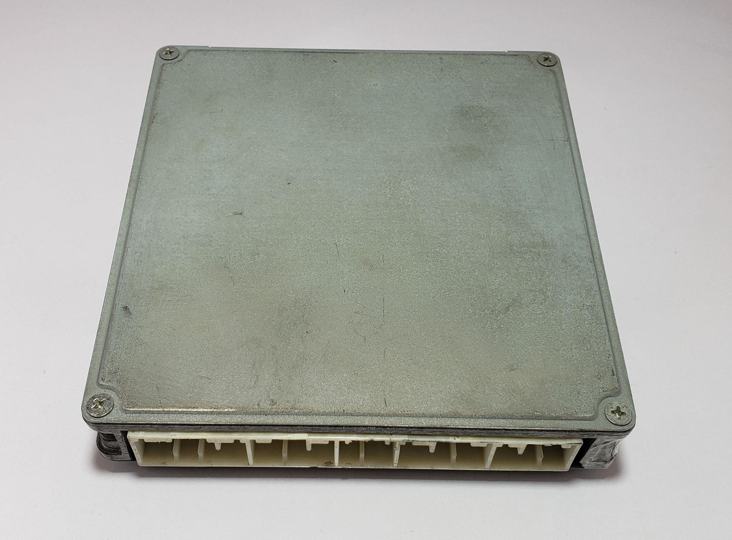Genuine Isuzu ECU ECM Engine Control Unit 2E0008-593 | 24V | Part No. 23710Z507A