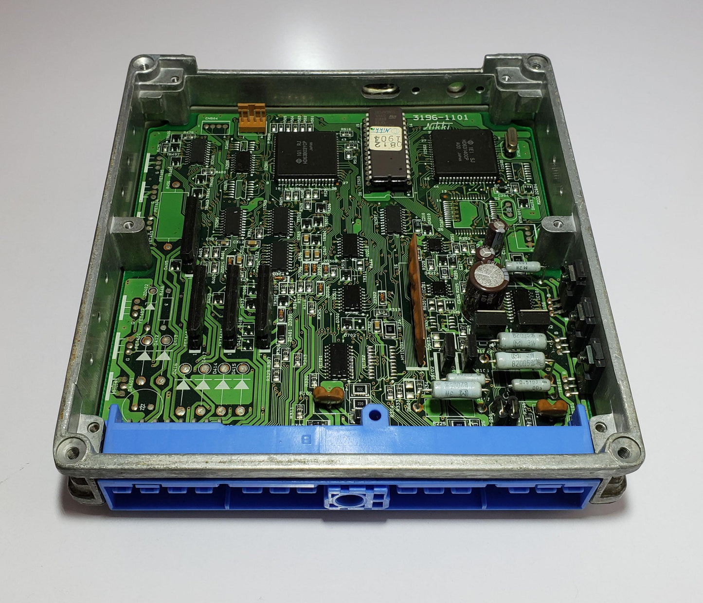 Engine control unit 24V Isuzu ELF 2E0009-081 8972302500 ECU ECM