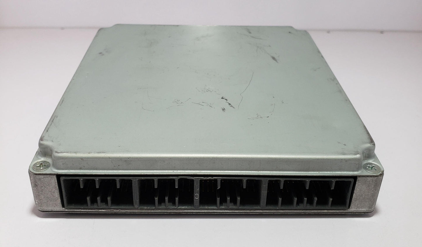 Engine Control Unit ECU ECM Module 89532-E0030 / 18330-C2112 - OEM Engine Control Module