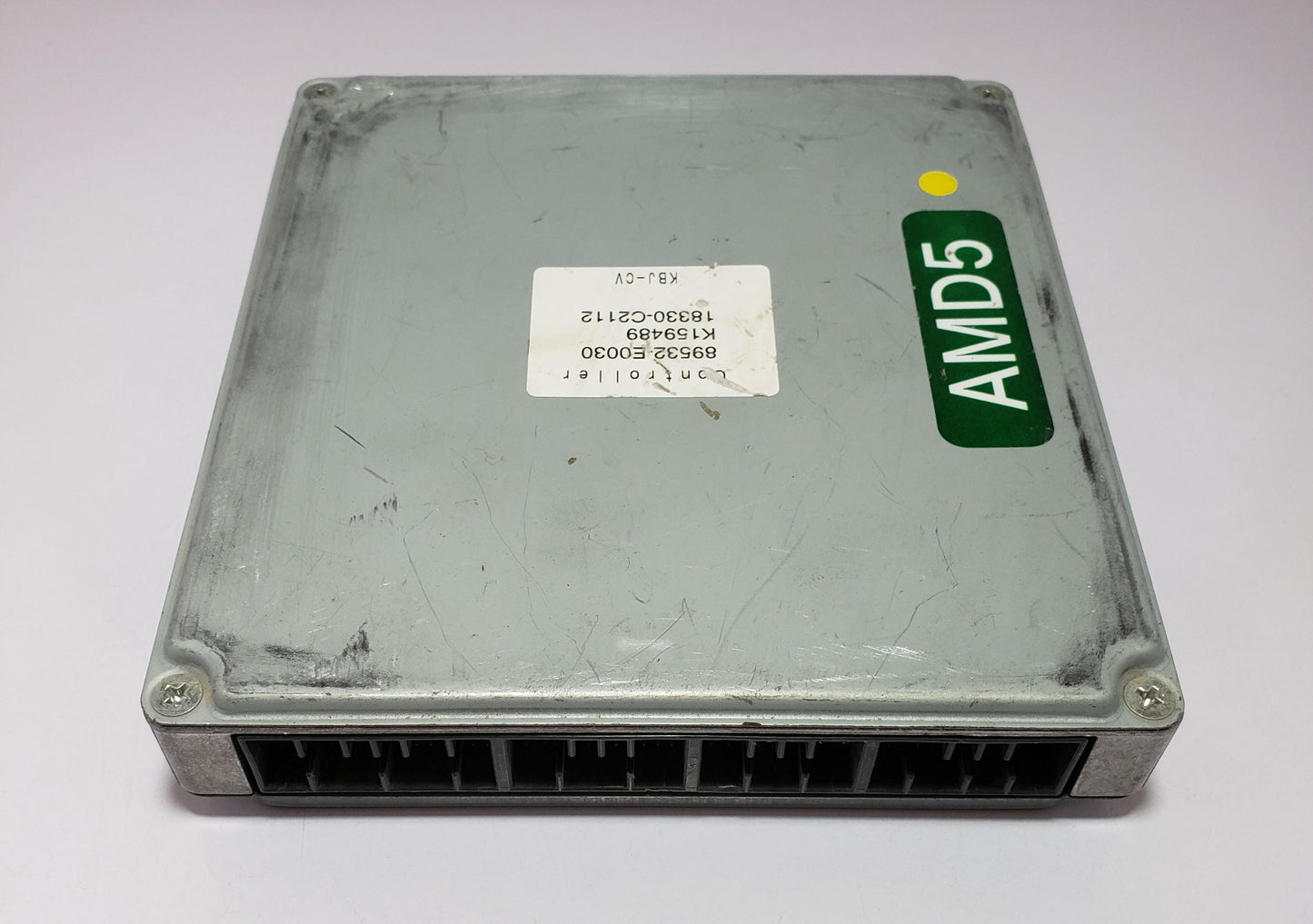 Engine Control Unit ECU ECM Module 89532-E0030 / 18330-C2112 - OEM Engine Control Module