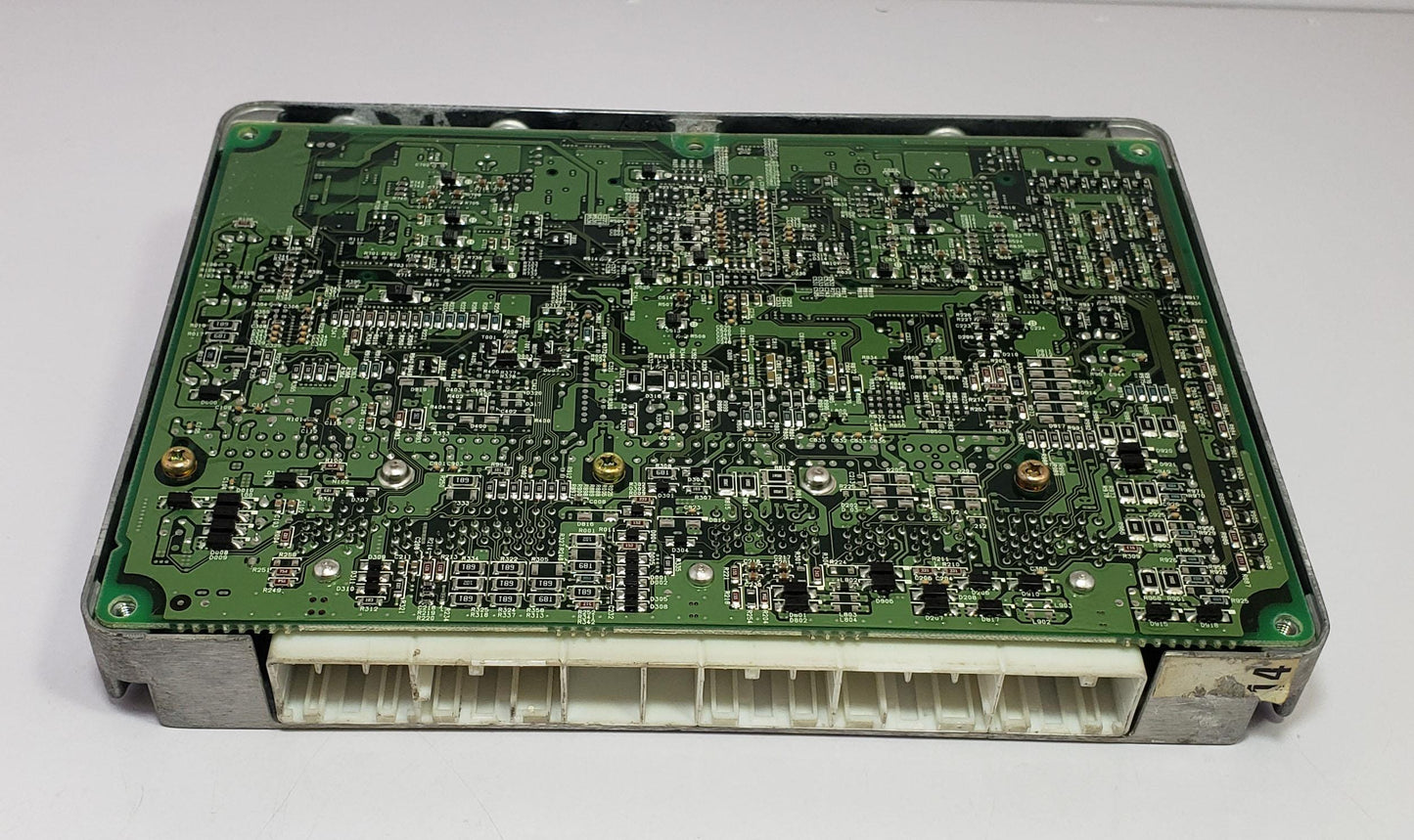 Toyota Windom / Lexus ES300 MCV30 1MZ-FE Engine Control Unit Ecu Ecm 89666-33280