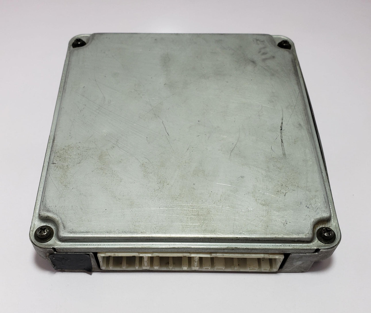 Used ECU Control Unit for Hino FD1J Ranger Truck Engine – 89670-1171 / 896701171