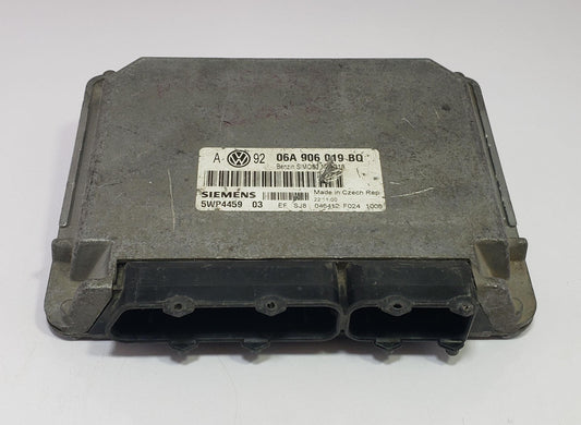 Engine Control Unit for VW Golf Bora 1.6 | 06A906019BQ Siemens 5WP4459 SIMOS2.1B