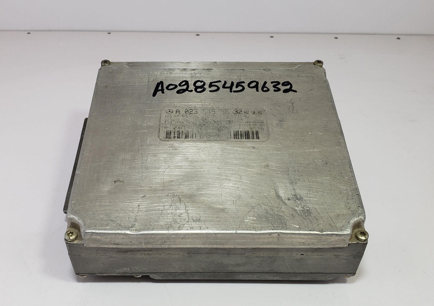 Engine Control Unit for Mercedes | A0285454232 Bosch 0261206455