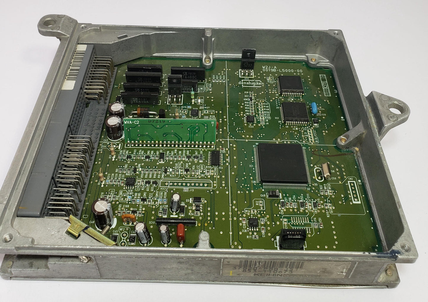 Honda Odyssey RA5 Ecu ecm 3.0L V6 Auto | JDM 37820-P8B-J51 853-110673 oem used