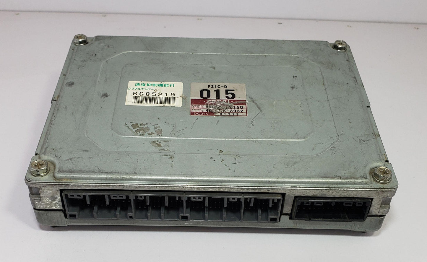Engine Control Unit by Zexel F21 C-D | ECU ECM 407915-3932