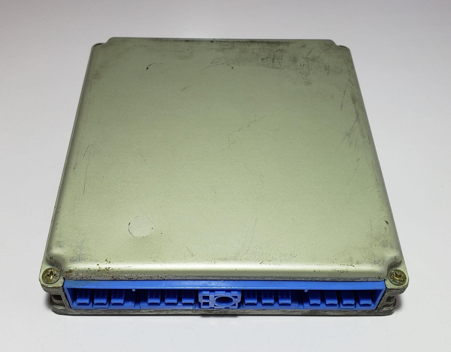 Engine control unit 24V Isuzu ELF 2E0009-081 8972302500 ECU ECM