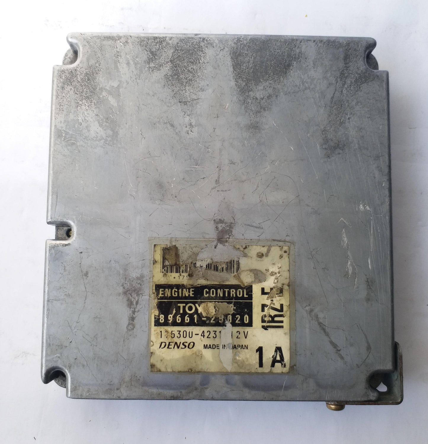 Yes, this is a genuine Toyota Engine Control Unit (ECU/ECM), part number 89661-25020 / Denso 175300-4231