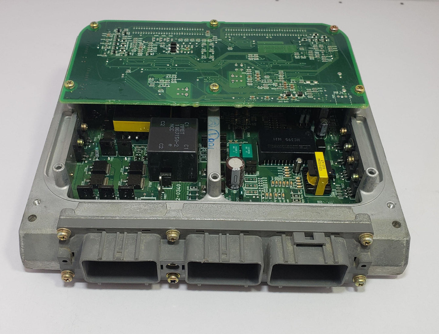HINO Engine Control Unit (ECU/ECM) – Part No. 89560-6420A | 2797580-166-1