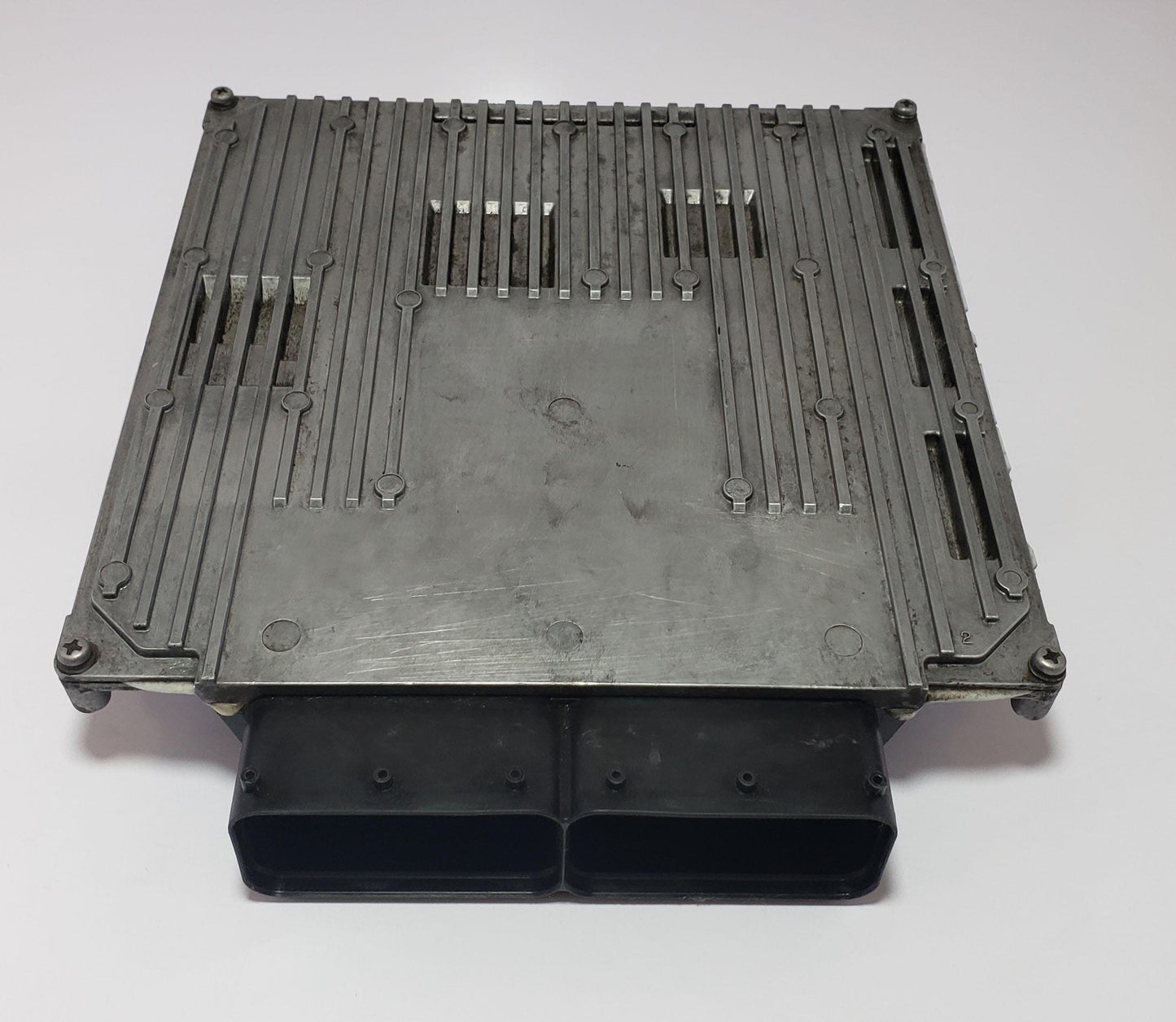 Engine Control Unit for Isuzu 2016 TRG-NHS85A – 8983122820