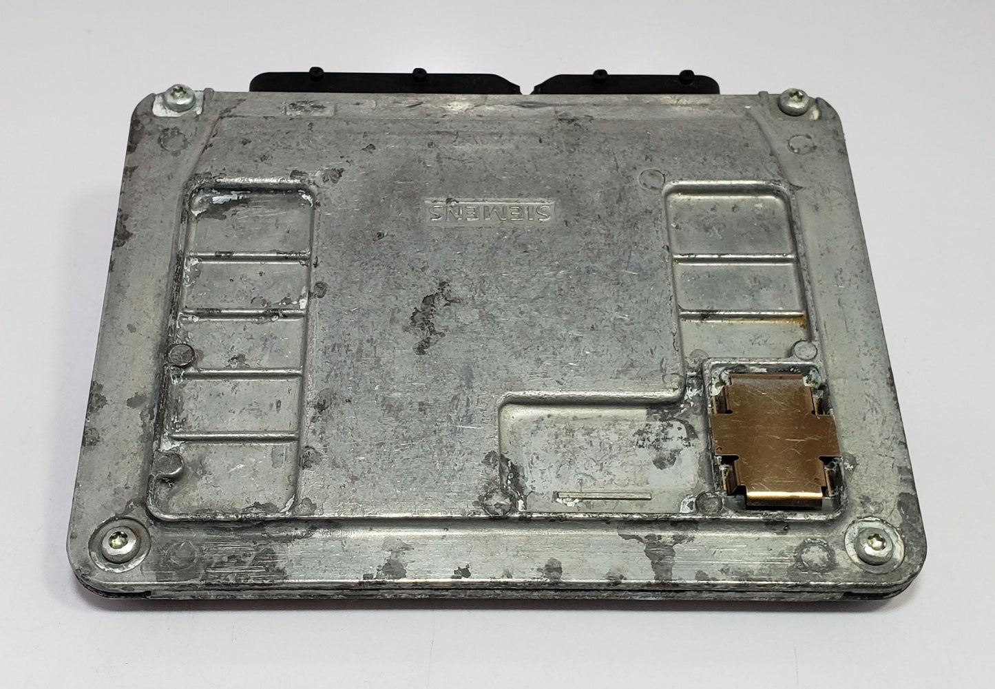 Engine Control Unit for VW Passat B5.5 2.0 Petrol | ECU ECM 06B906033AA