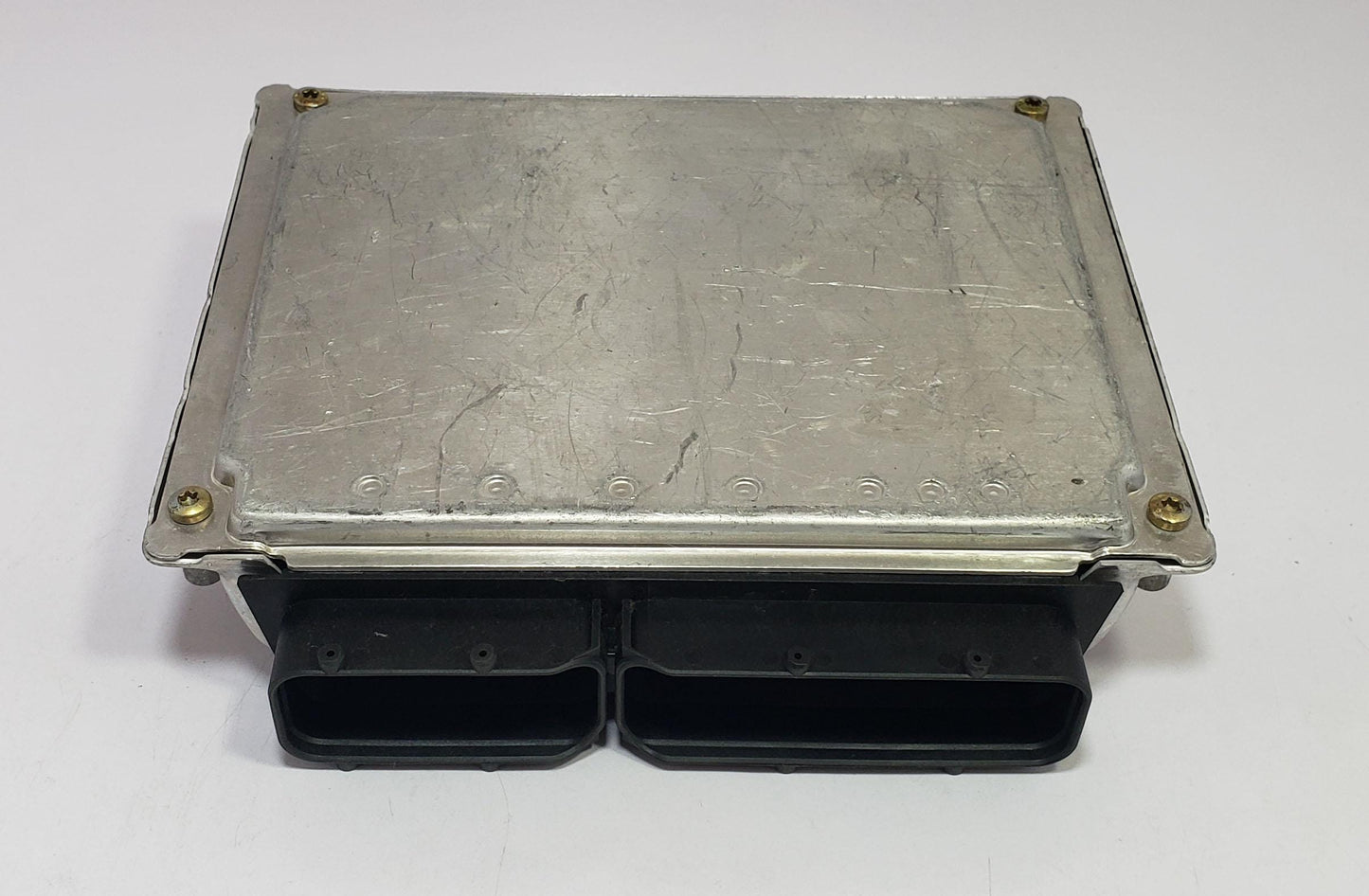 Engine Control Module for Audi A4 A6 | 0261207977 8E0909557J