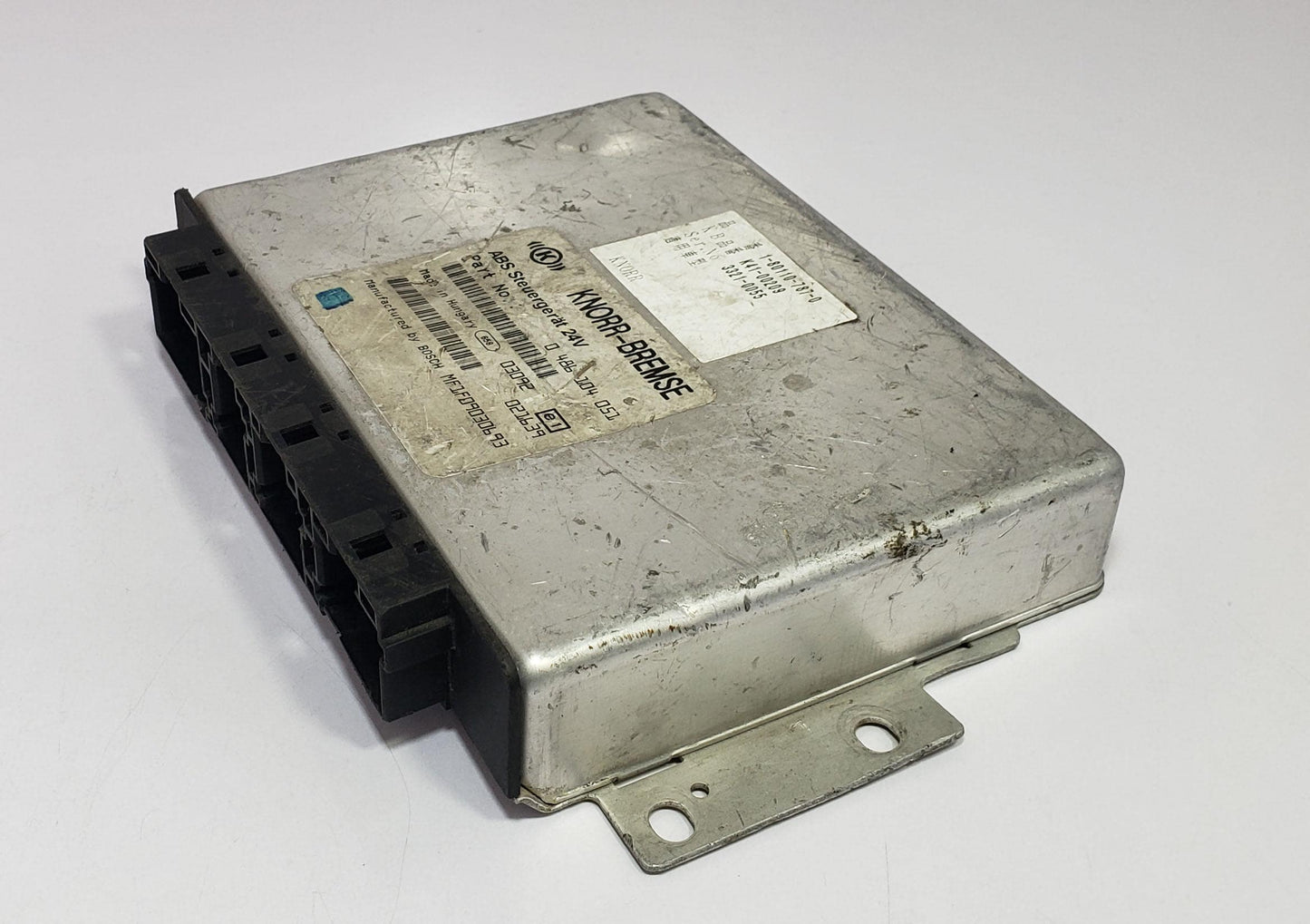 ABS Computer for Isuzu Large size Car 2005 | ECU ECM 0486104051