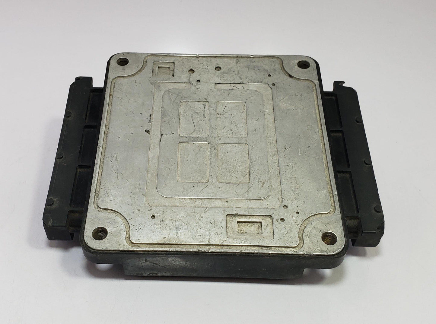 Engine Control Unit for TF Rodeo V6 Auto ECU ECM 8971771531