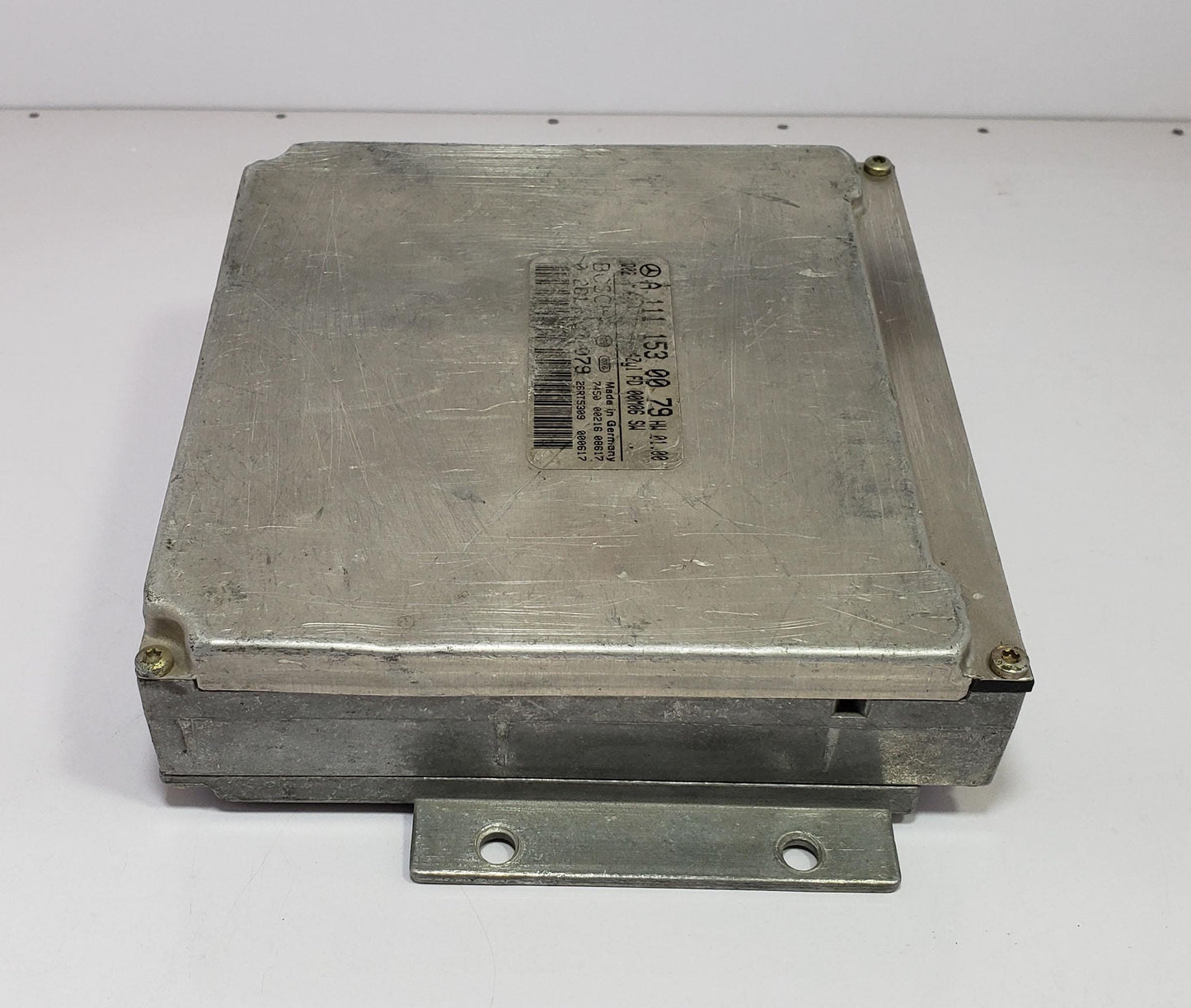 Mercedes-Benz W638 V230 computer A1111530079 ECU ECM