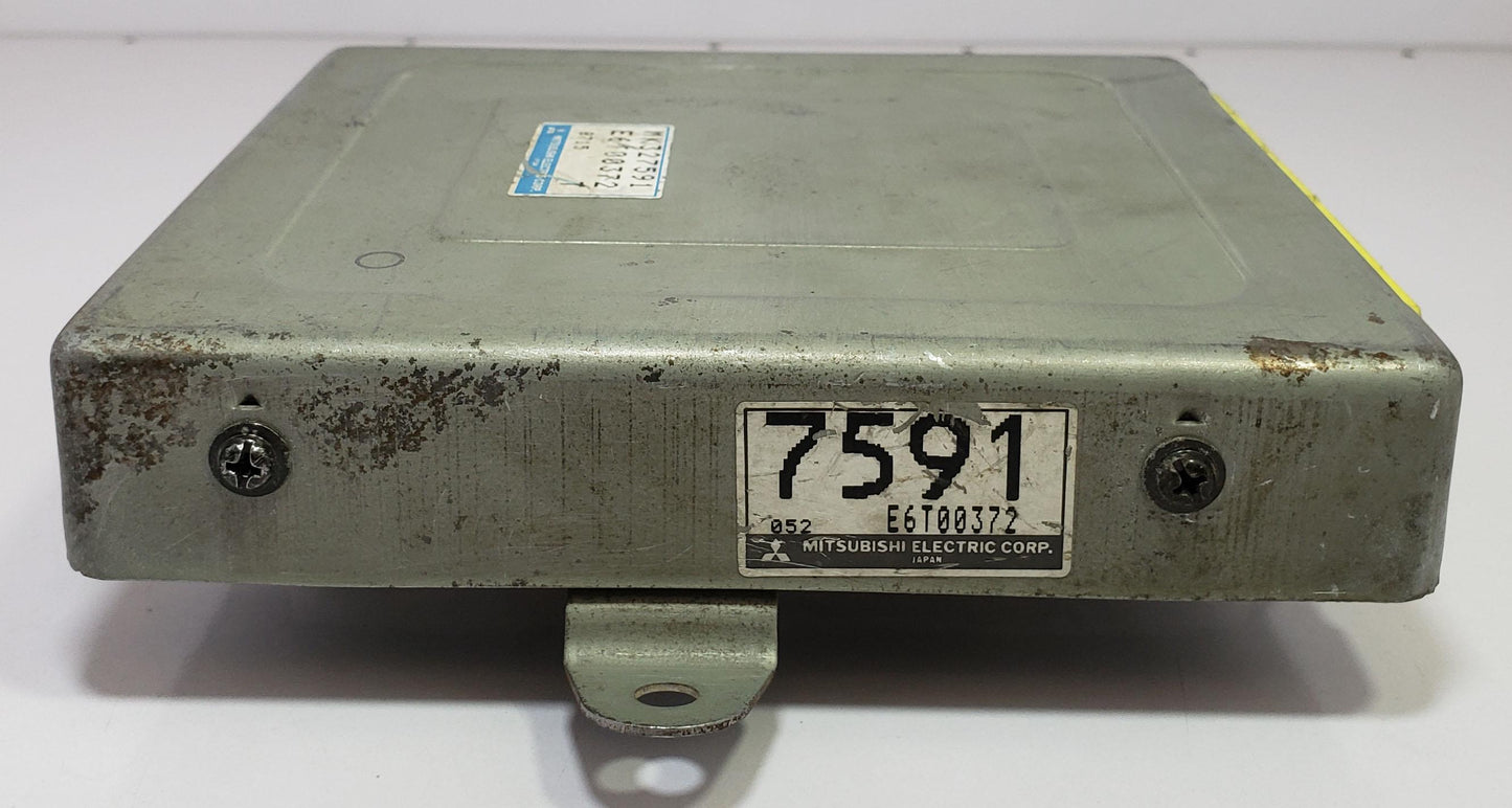 Engine Control Unit for 1998 Mitsubishi Delica Space Gear | ECU ECM MK327591 E6T00372