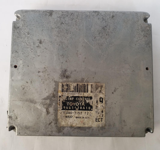 Toyota Estima ECU 2003 UA-ACR40W 89661-28A10 | Engine Control Unit ECM