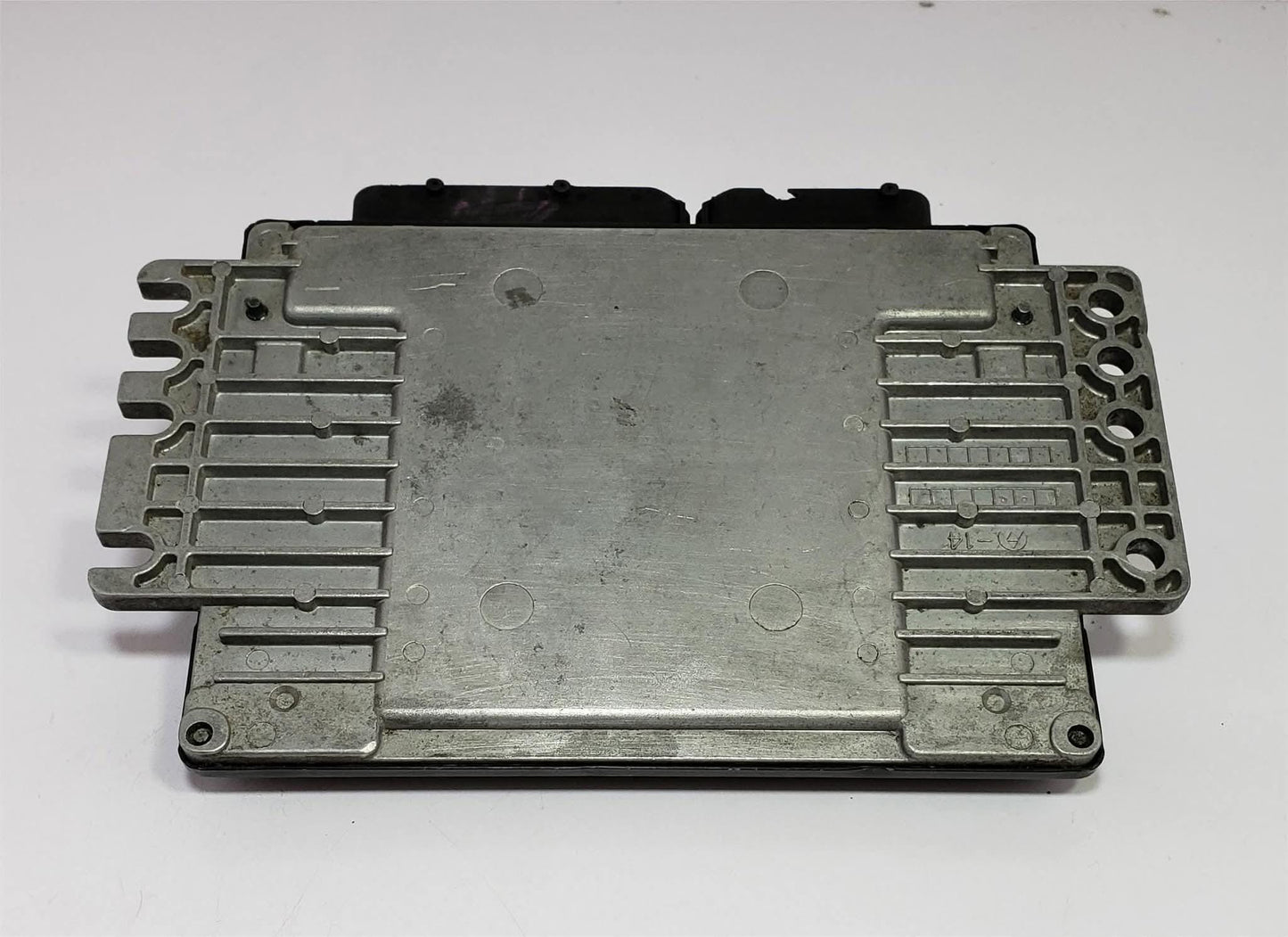 Nissan Engine Control Unit A56-U52 AP64511 | Genuine ECU ECM Engine Control Module