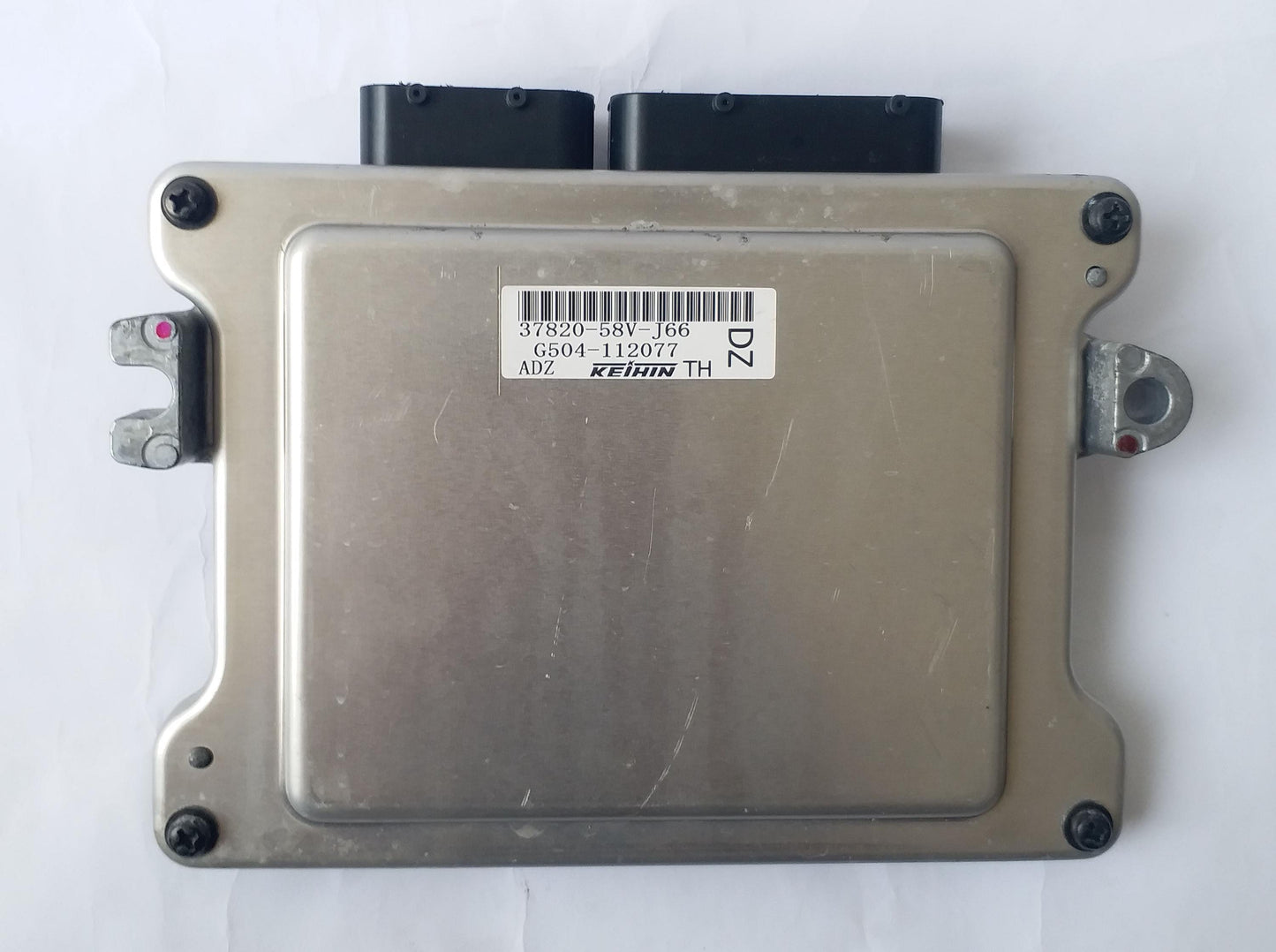Honda Fit engine control unit ECU 2014 DAA-GP6 37820-58V-J66 G504-112077 JDM
