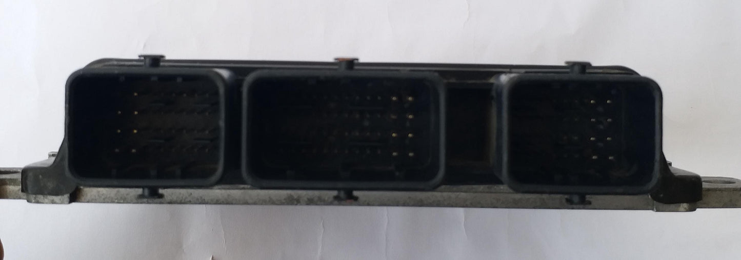 Engine Control Unit Nissan C25 Serena A56-X37 ECU ECM A56-X37Y545531
