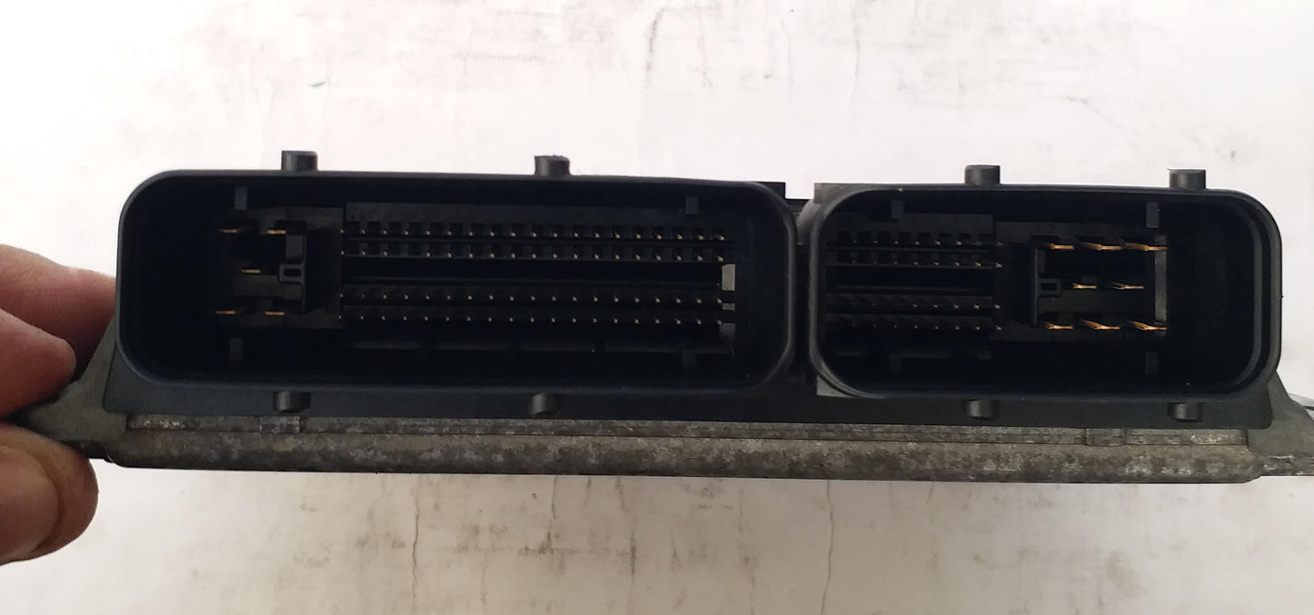 Nissan March ECU ECM A56-Y76 A56-Y76T076Y02 engine control unit