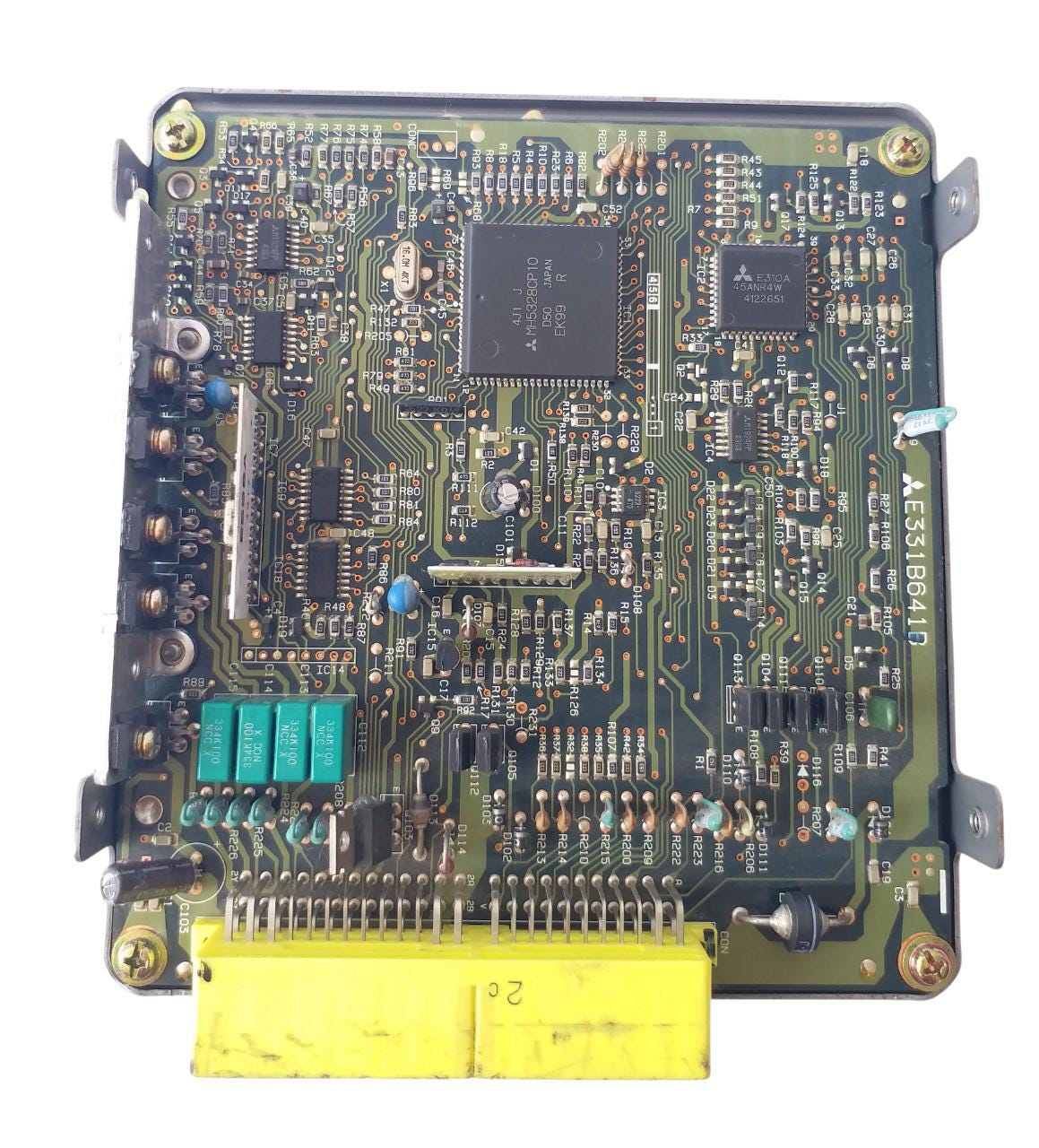Suzuki Escudo TA01W Engine Control Unit ECU ECM PCM 33920-59B60 E2T42781
