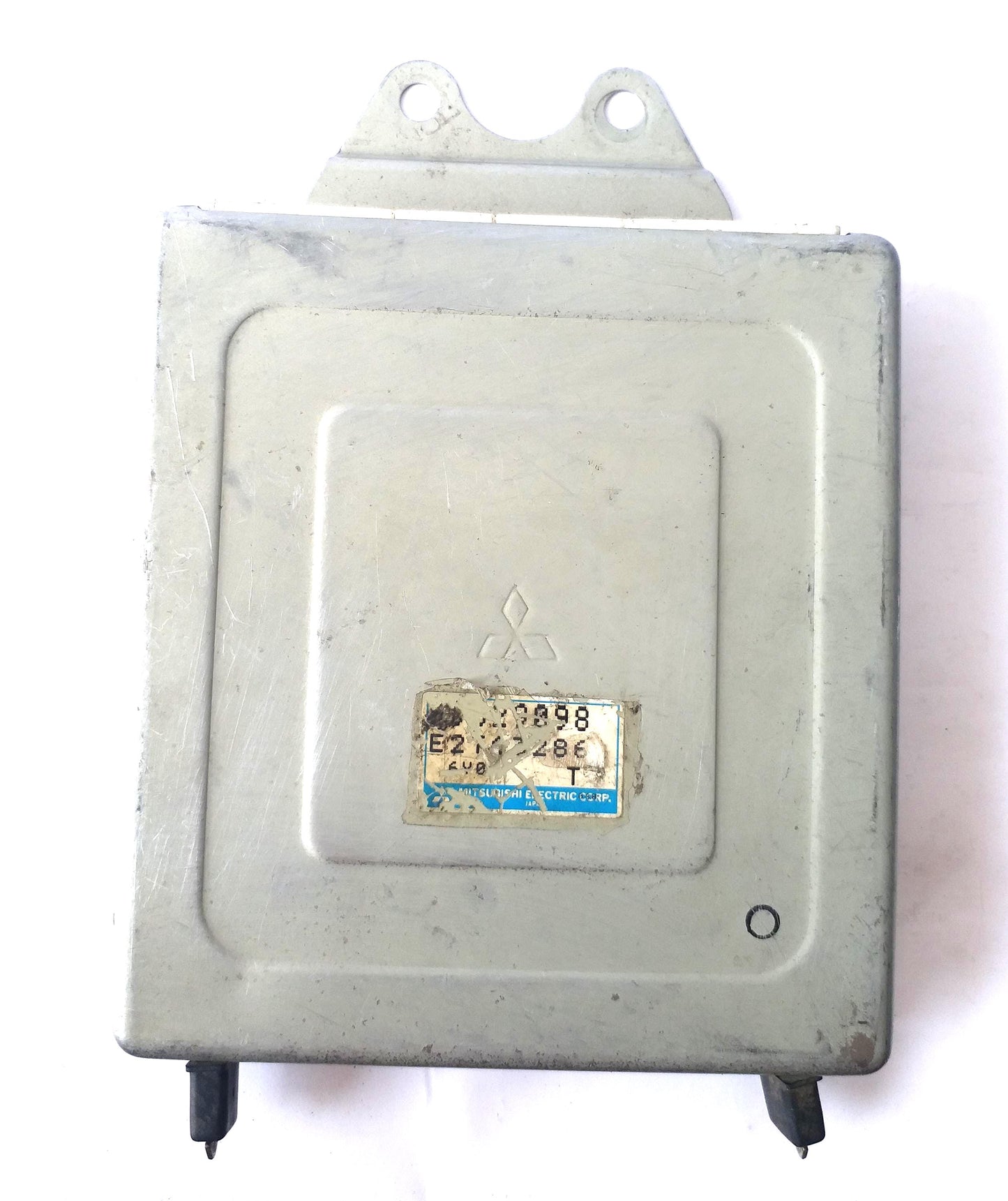 Mitsubishi Carisma Z10 Engine Control Unit ECU MD329098 E2T63286
