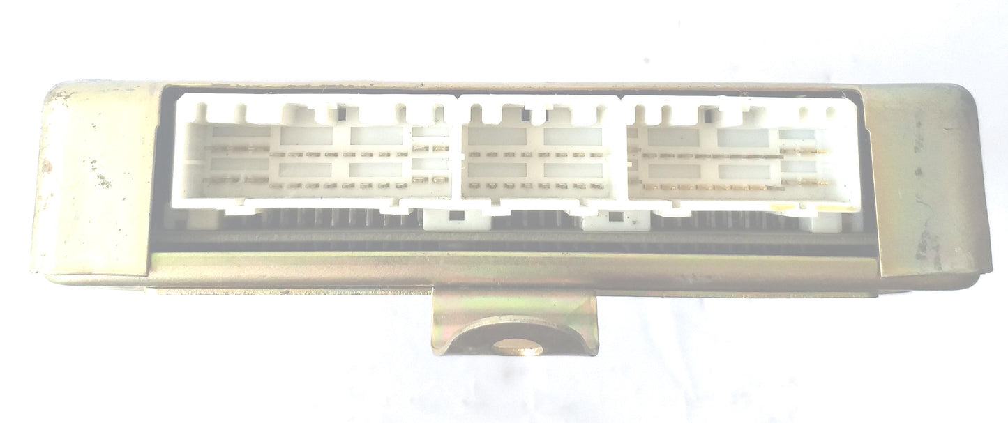 Mitsubishi Delica Space Gear 1997 E-PA4W Engine Control Unit ECU MD337967