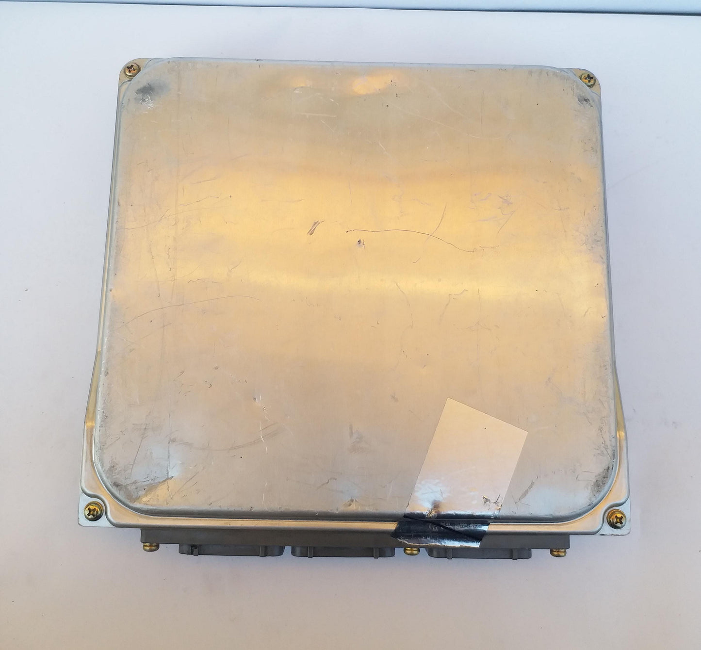 Engine Control Unit ECU ECM R4-11-22 89560-4216A 275800-0373 89560-6450A