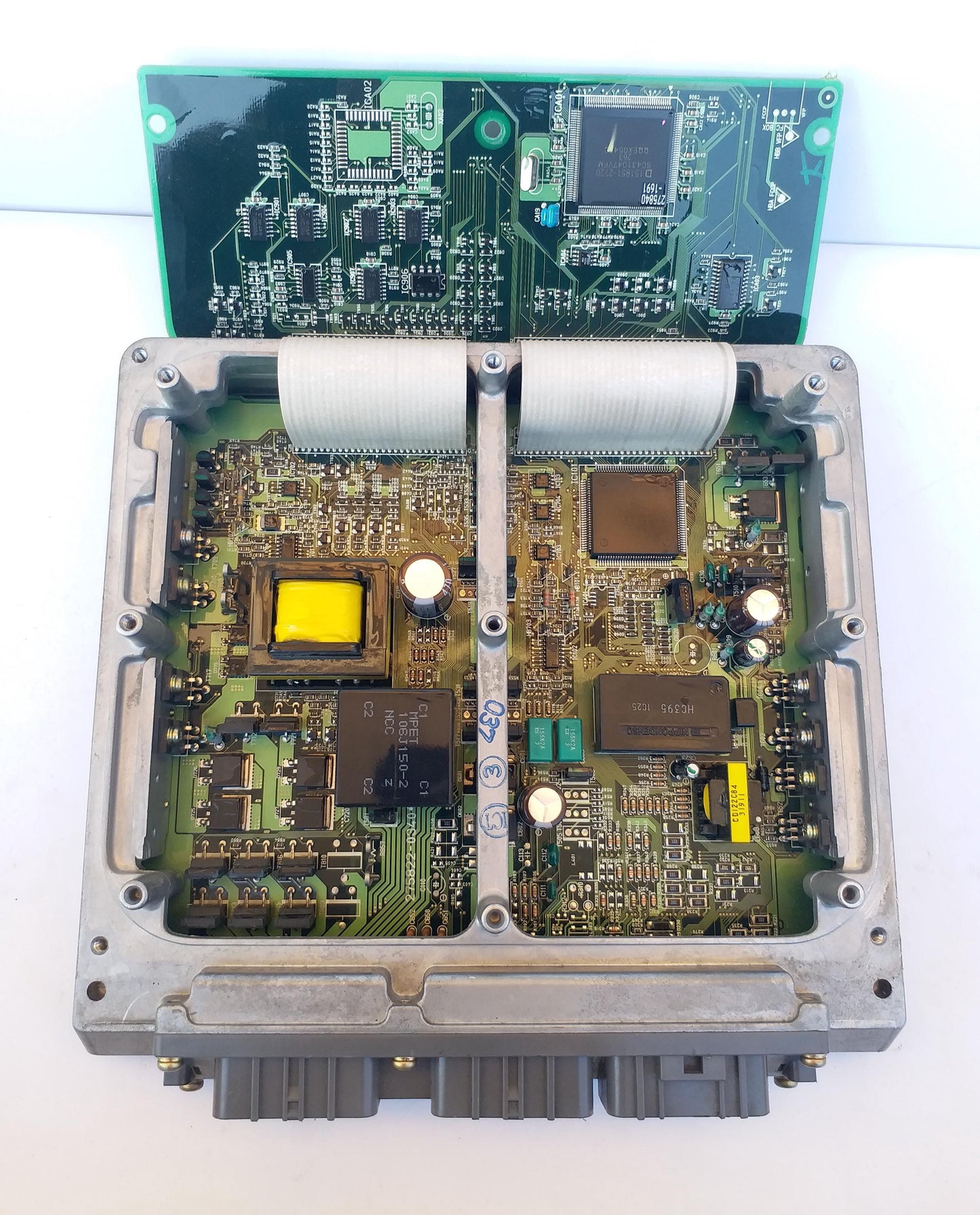 Engine Control Unit ECU ECM R4-11-22 89560-4216A 275800-0373 89560-6450A