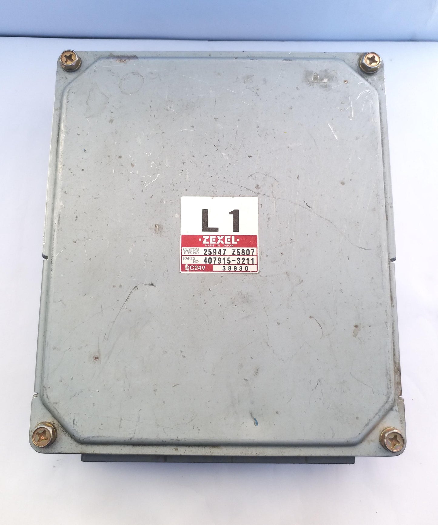 Engine Control Unit NISSAN CONDOR ECU 407915-3211 25947Z5807