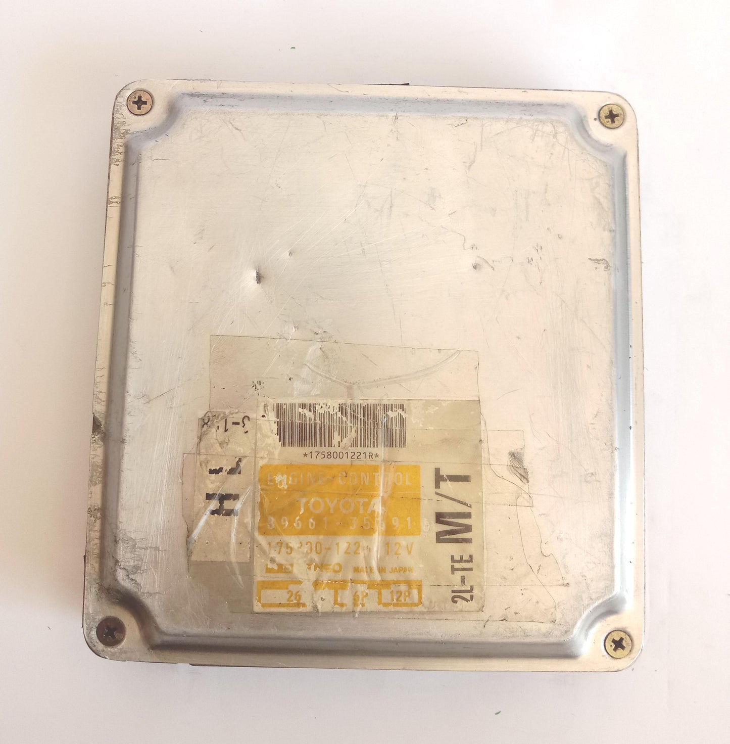 Toyota Hilux Surf 130 Engine Control Unit ECU 2L-TE 89661-35691