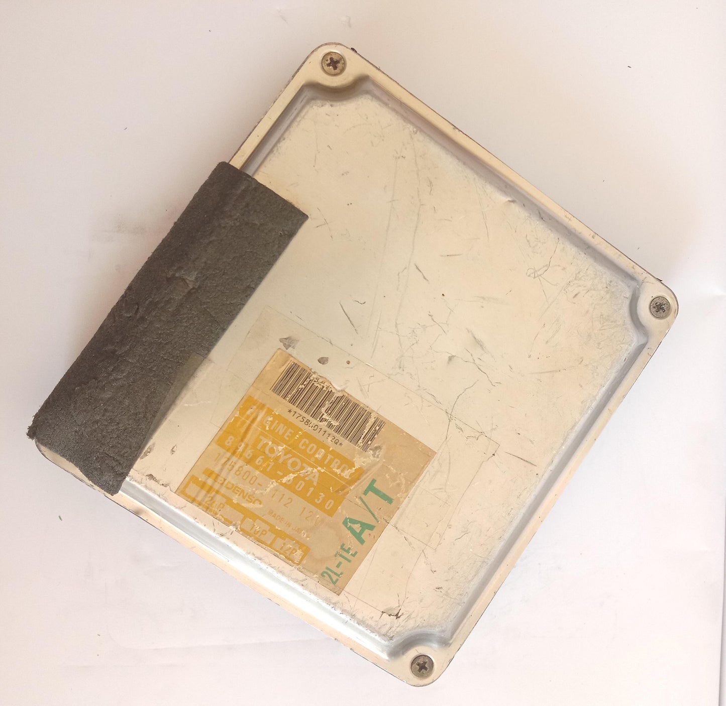 Toyota Land Cruiser Prado LJ71 Engine Control Unit ECU 2L-TE