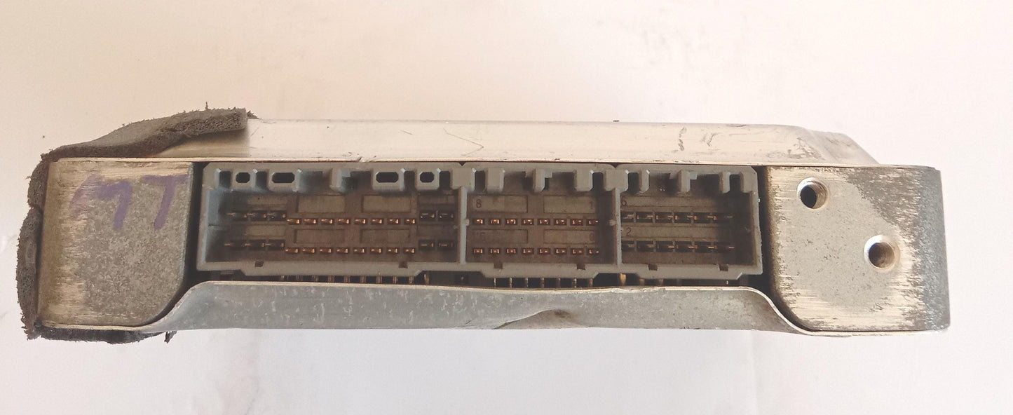 Toyota Land Cruiser Prado LJ78 Engine Control Unit ECU M/T 89661-60140
