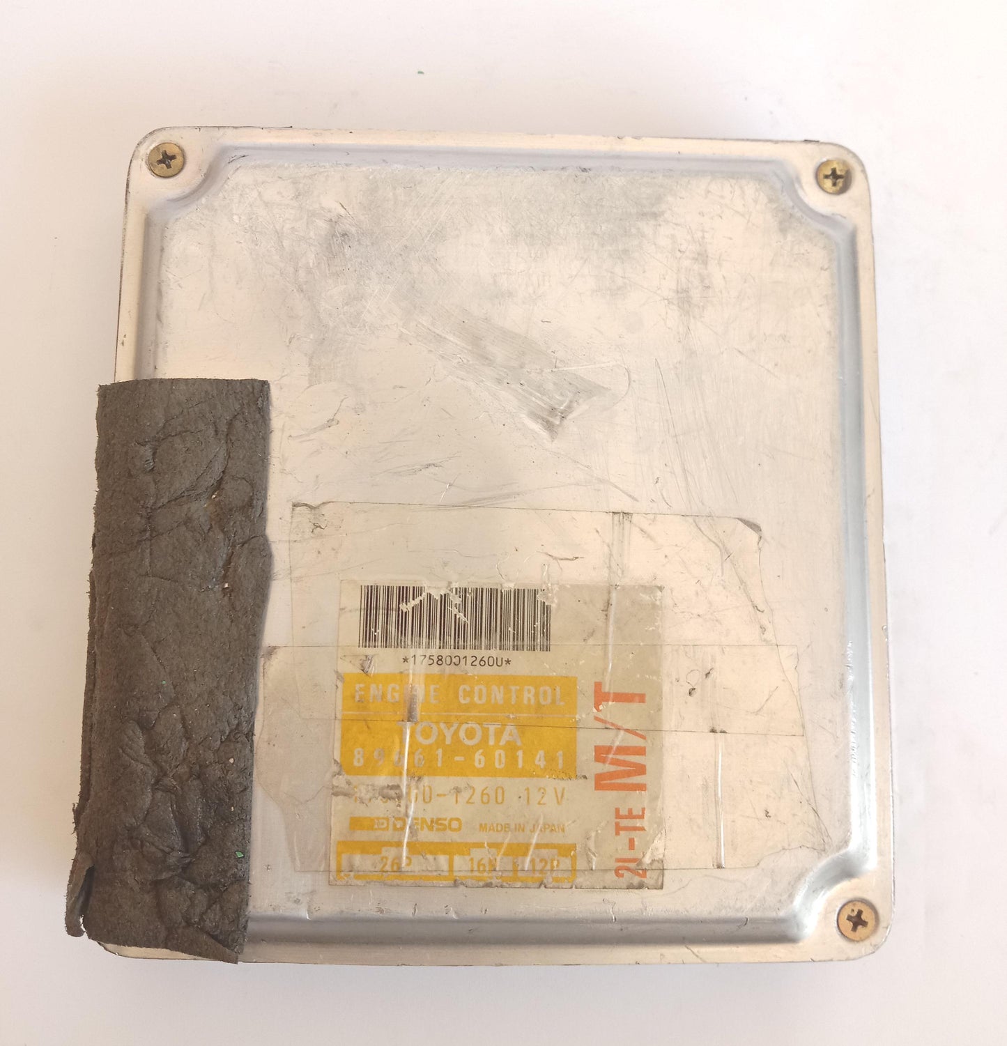 Toyota Land Cruiser Prado LJ78 Engine Control Unit ECU 2L-TE DENSO 89661-60141