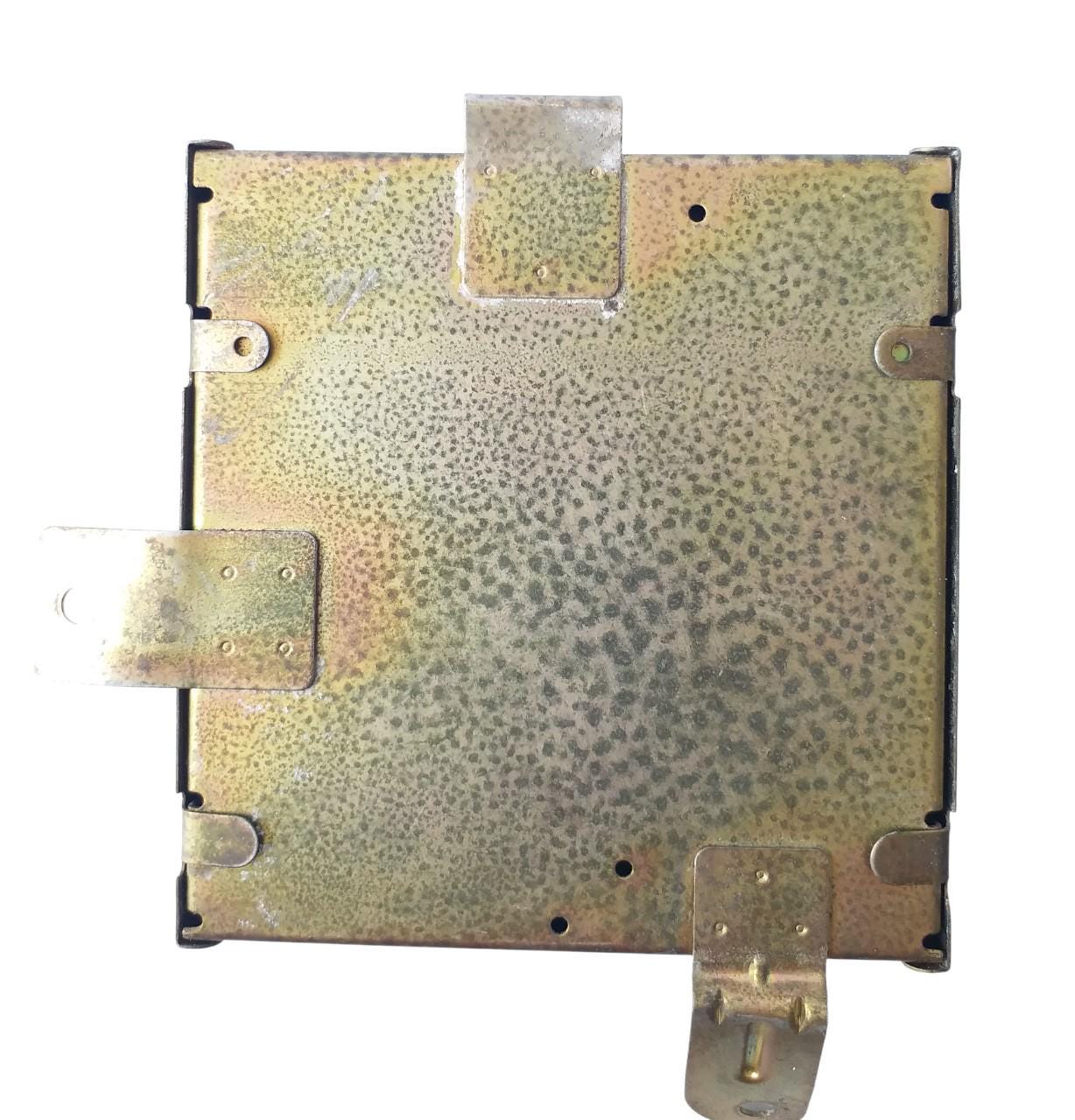 Engine ECU ECM Control Unit 2260491P11 FBM-N124